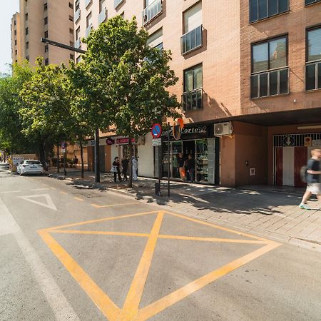 Constitucion Apartment - Free Parking Гранада Екстер'єр фото